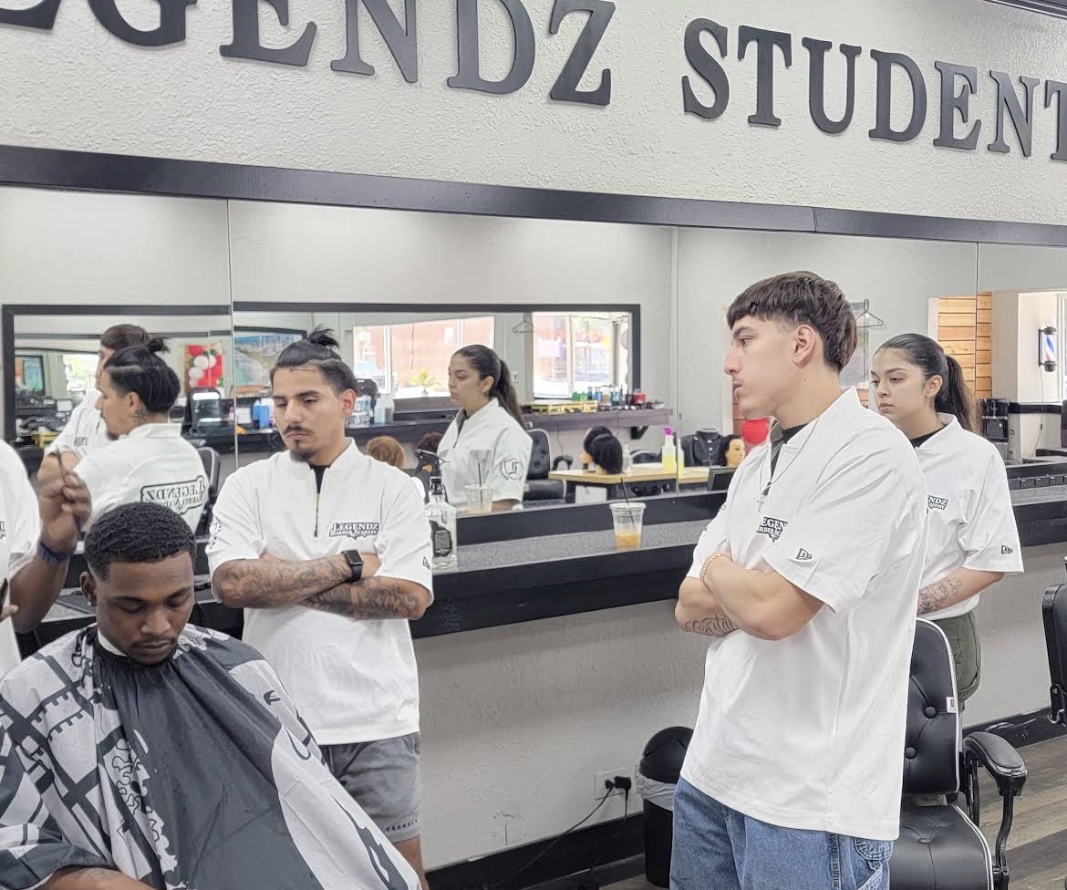 Legendz students on the floor